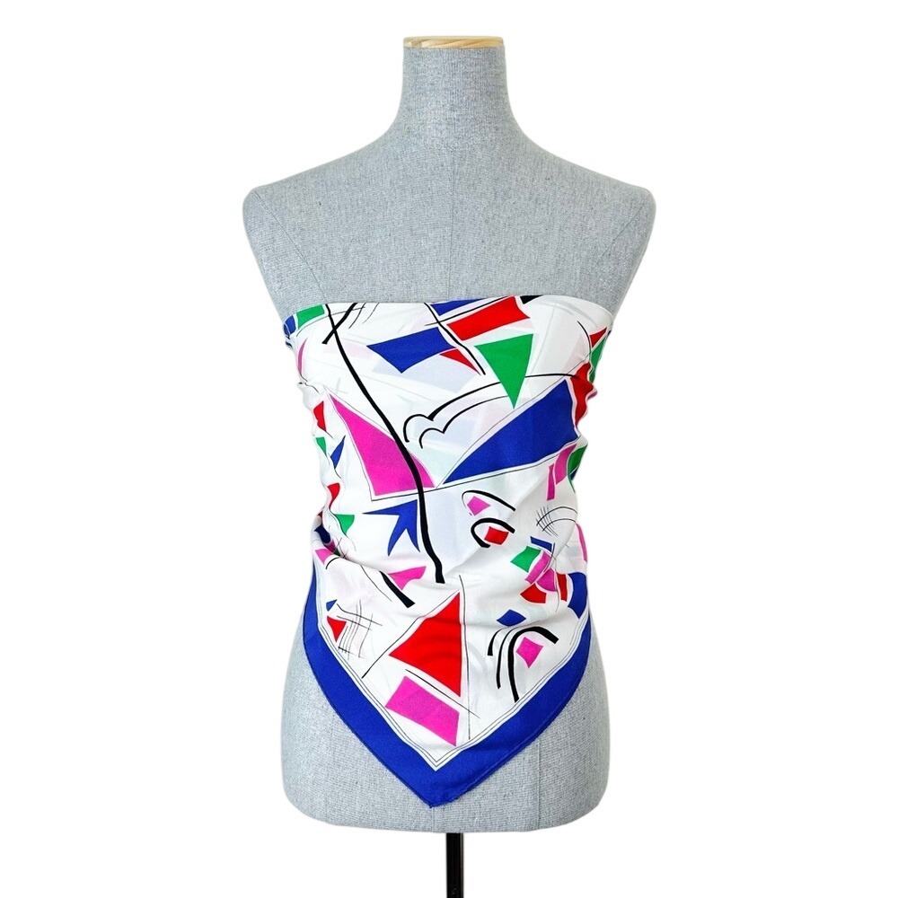 Vintage 80s/90s Silky Scarf‎ in Geometric Print
